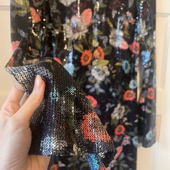 New! ($179 retail) Chelsea & Violet sequin floral Dress sz 2 - Picture 8 of 8